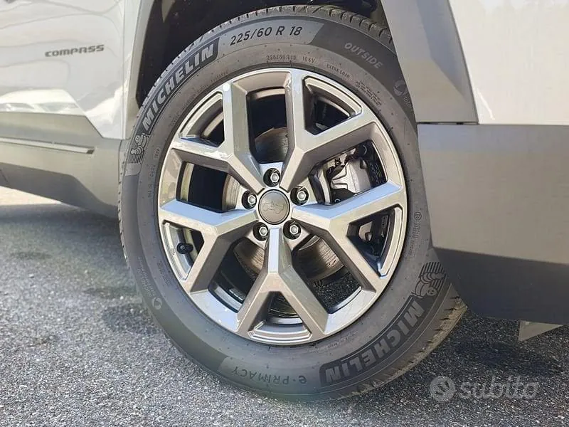Jeep Compass 2026 photo 2