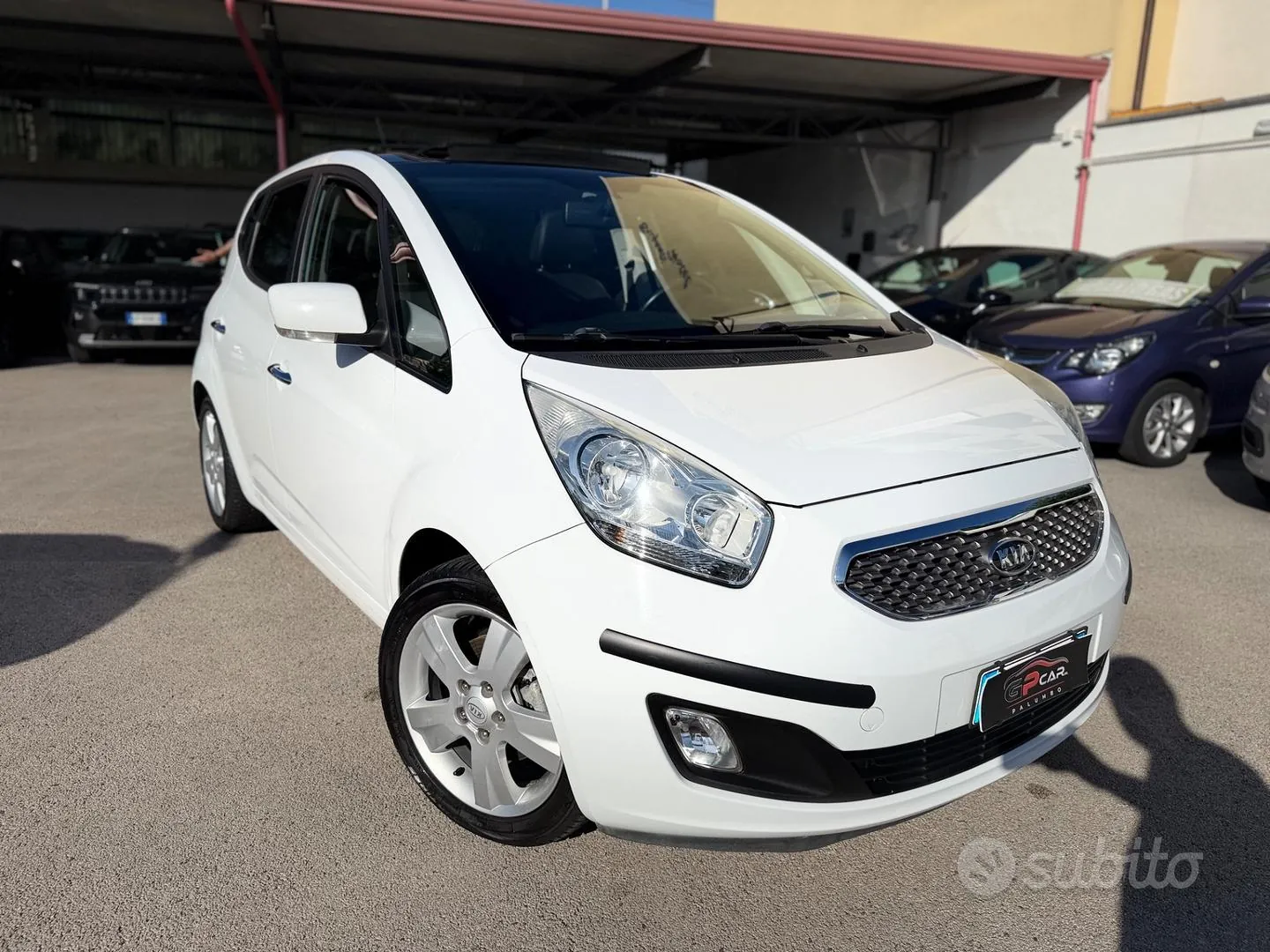 Kia Venga 2010 photo 4