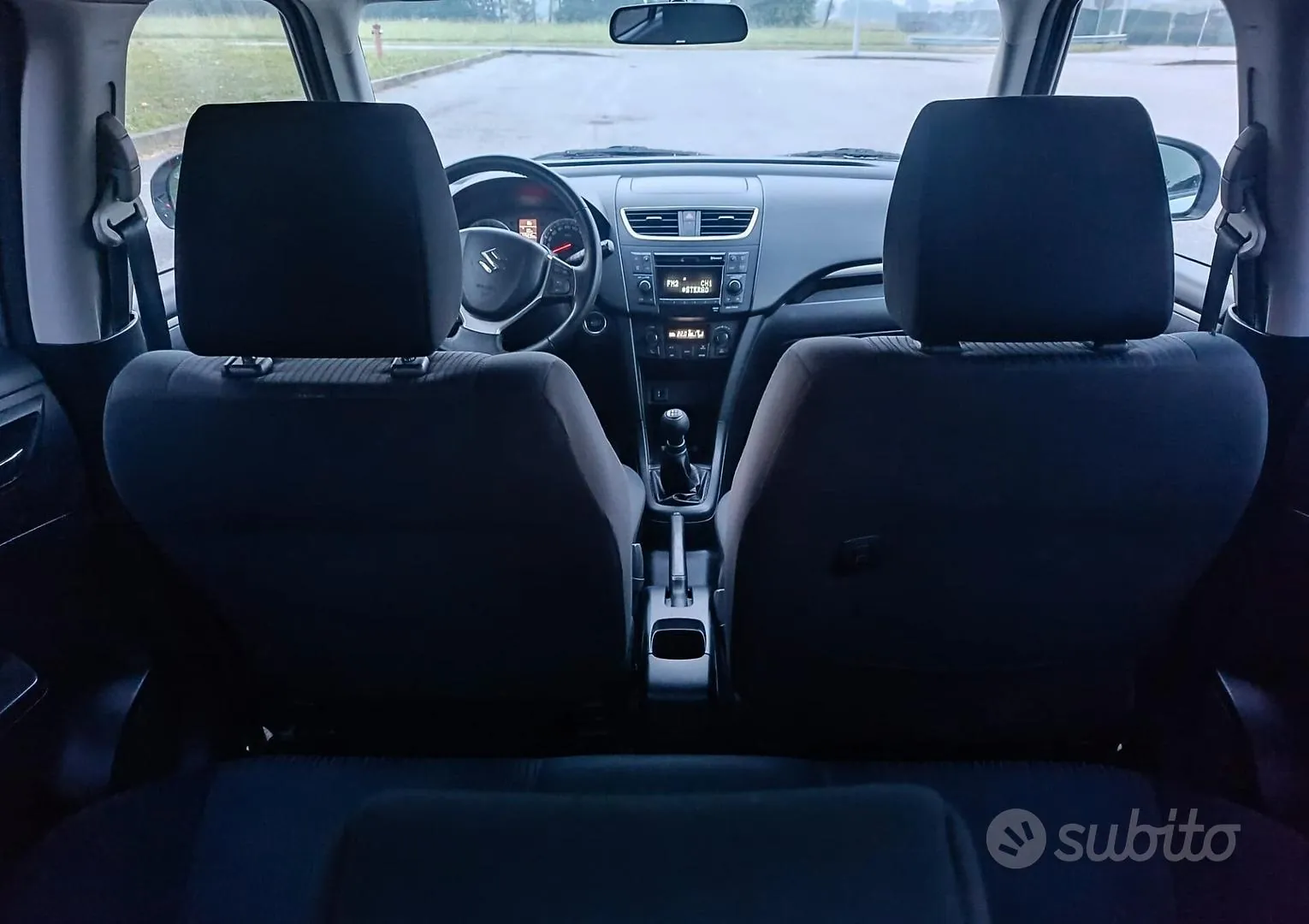 Suzuki Swift 2011 photo 5