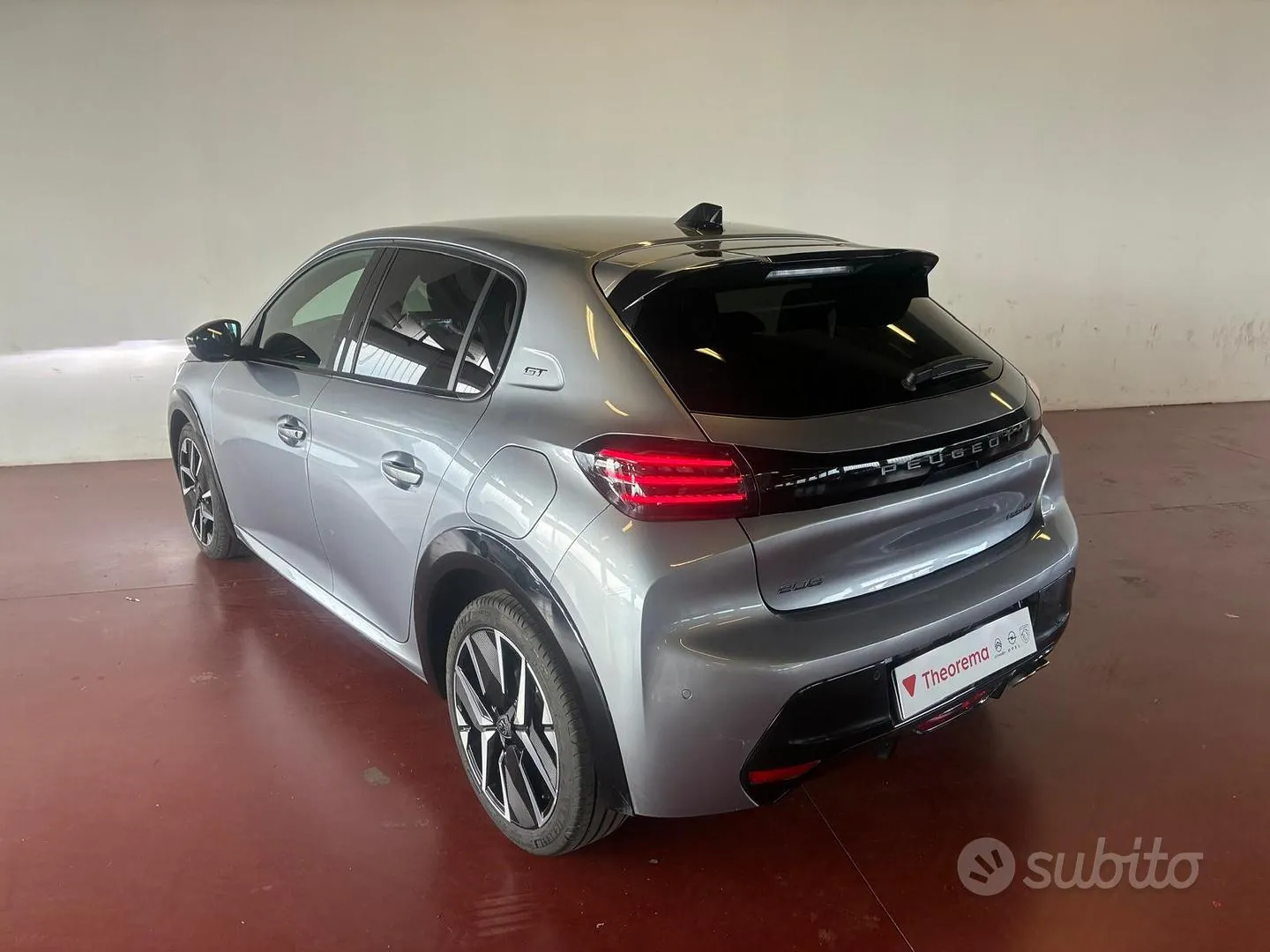 Peugeot 208 2025 photo 3