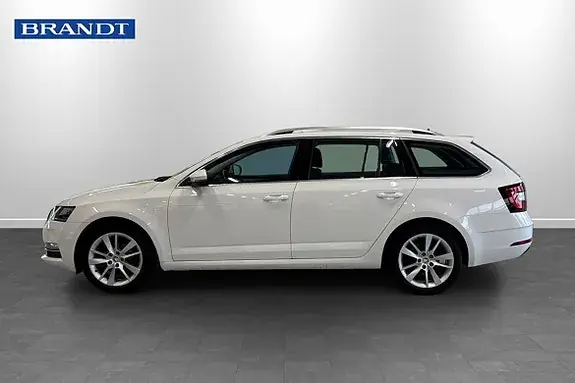 Skoda Octavia 2019 photo 3