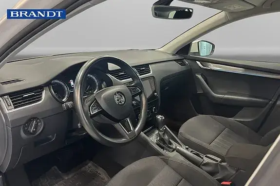 Skoda Octavia 2019 photo 5