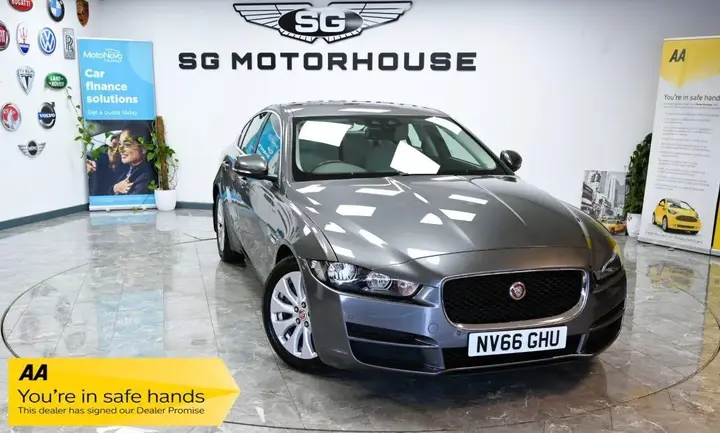 Jaguar Xe