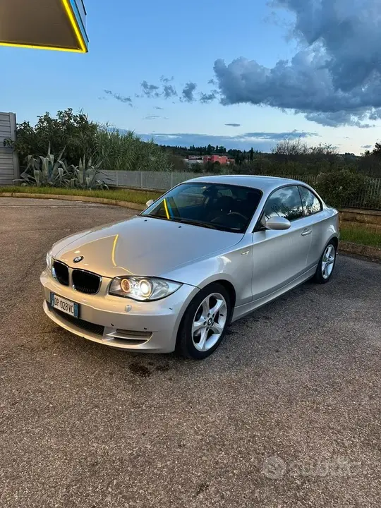 BMW 1 Series 2008 photo 2