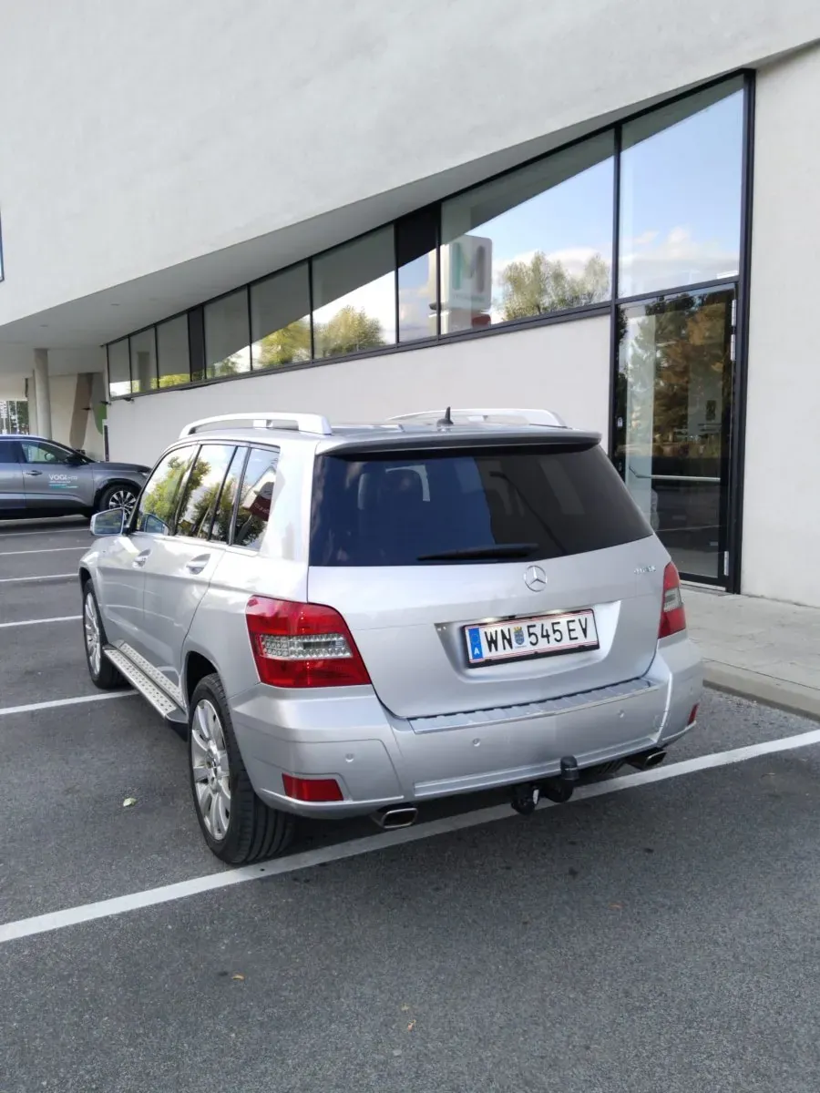 Mercedes-Benz Glk Class 2009 photo 2