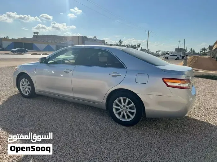 Toyota Camry 2011 photo 2
