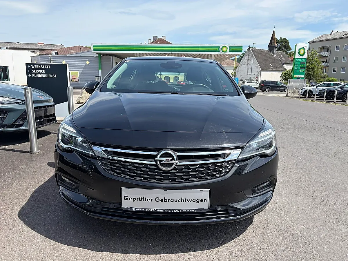 Opel Astra 2017 photo 2
