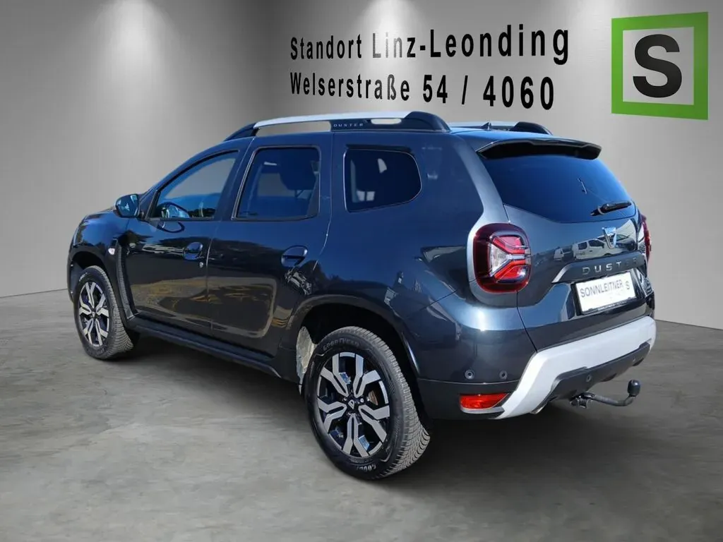 Dacia Duster 2022 photo 2