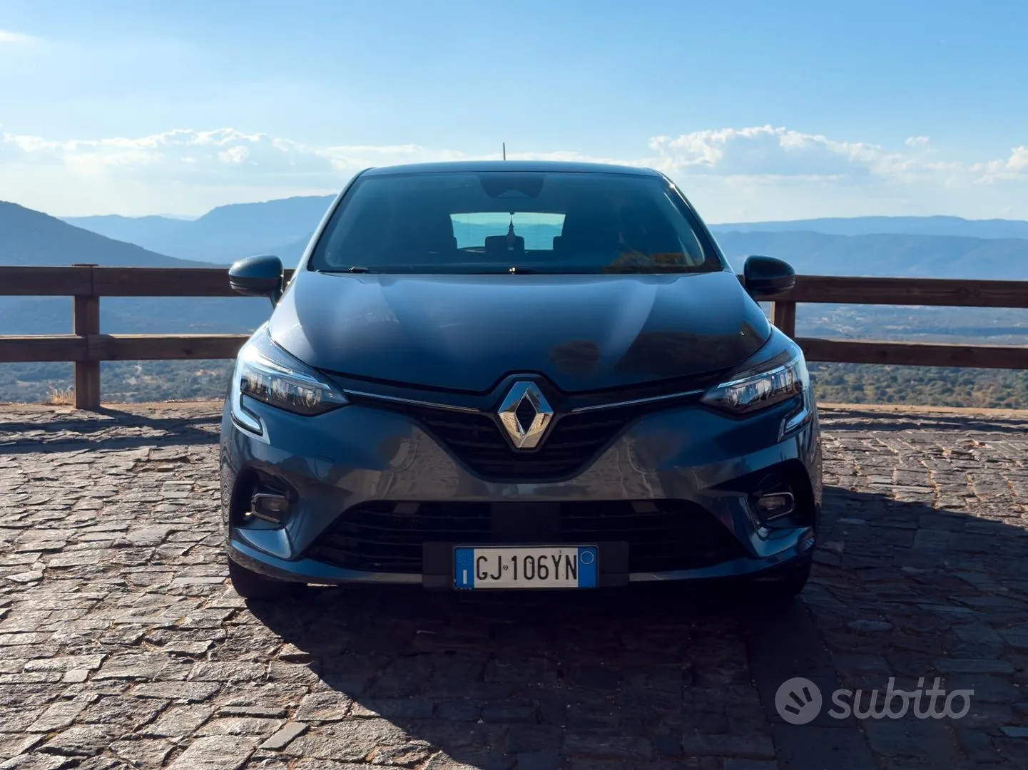 Renault Clio 2022 photo 2