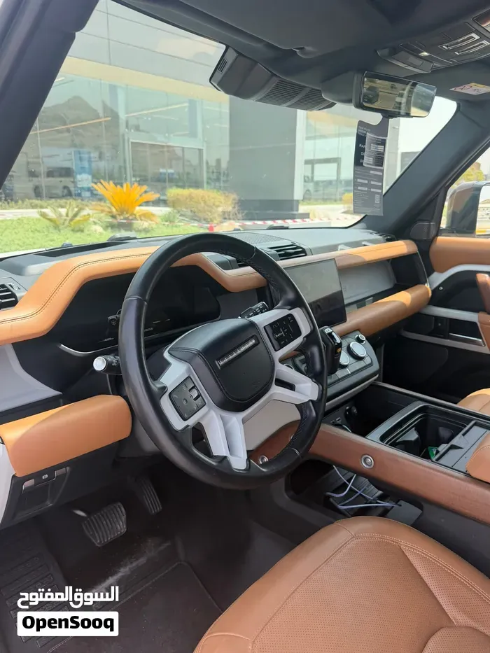 Land Rover Defender 2024 photo 4