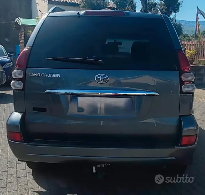 Toyota Land Cruiser 2009 photo 5