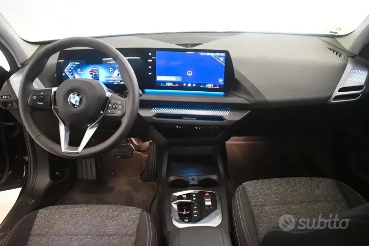 BMW 118D 2026 photo 2
