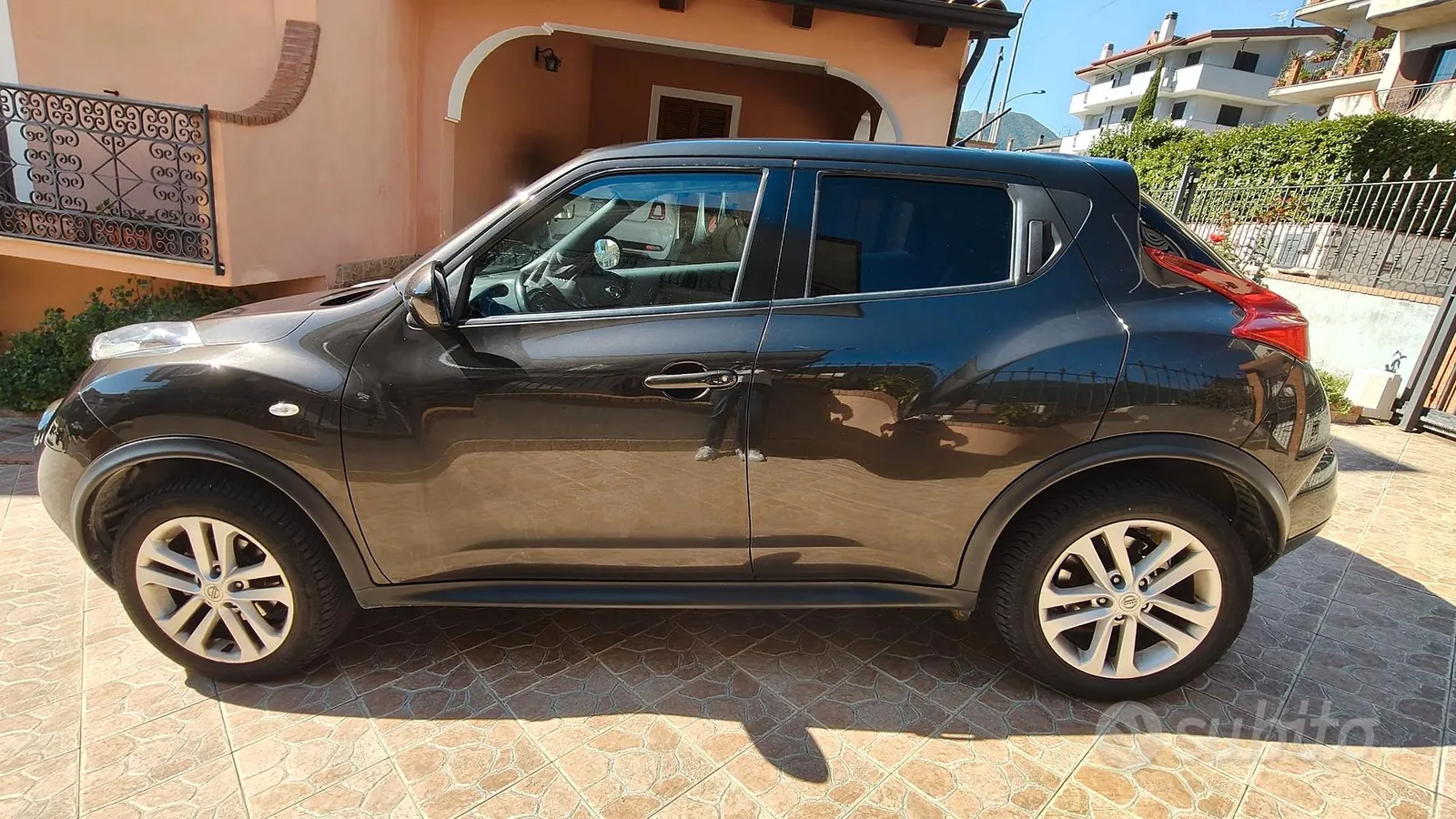 Nissan Juke 2011 photo 5