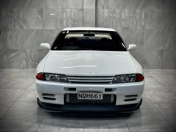 Nissan Skyline 1994 photo 3