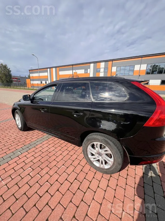 Volvo Xc 60 2016 photo 3