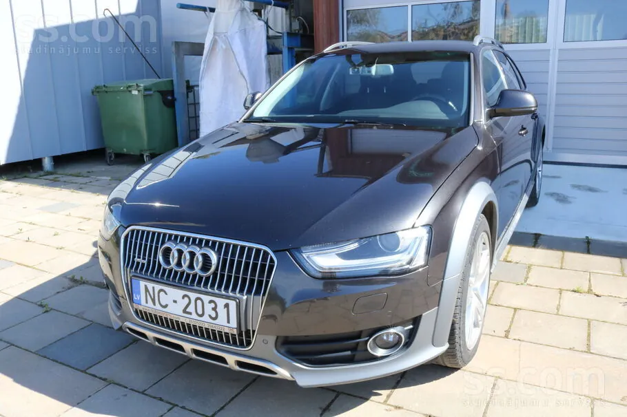 Audi A4 Allroad 2012 photo 3