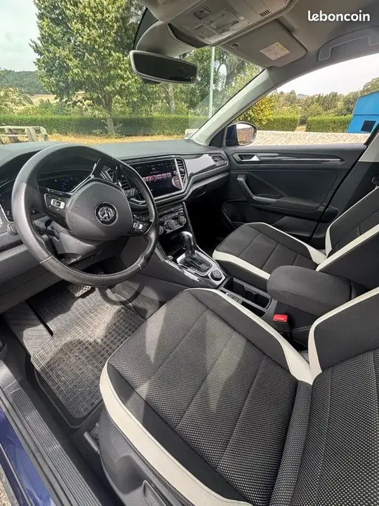 Volkswagen T-Roc 2019 photo 3