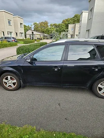 Kia Ceed 2012 photo 4
