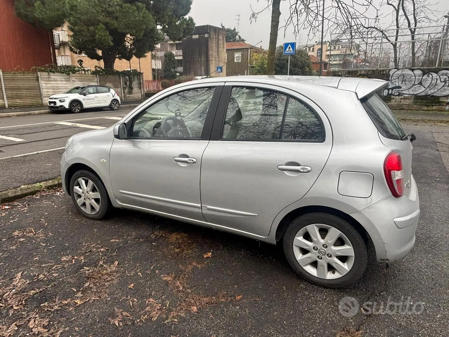 Nissan Micra 2012 photo 3