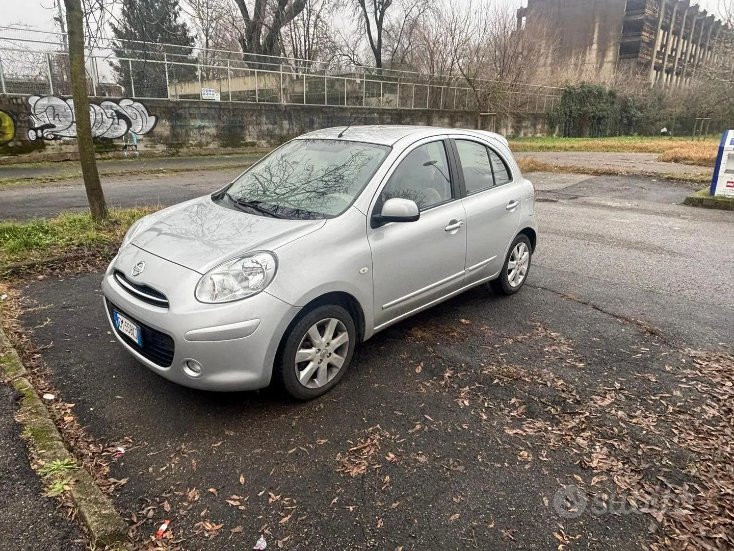 Nissan Micra 2012 photo 2
