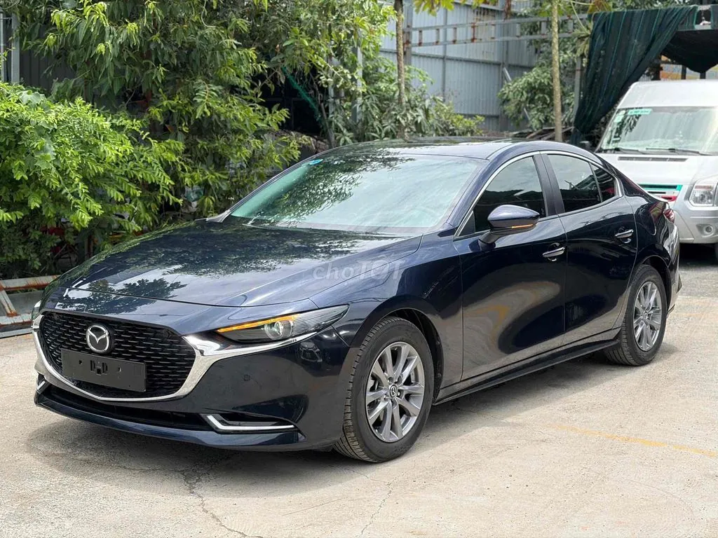 Mazda 3 2022 photo 3