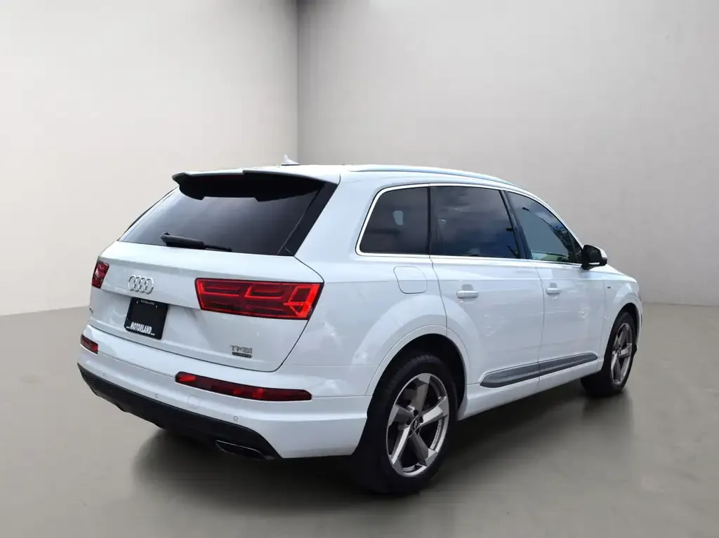 Audi Q7 2018 photo 5