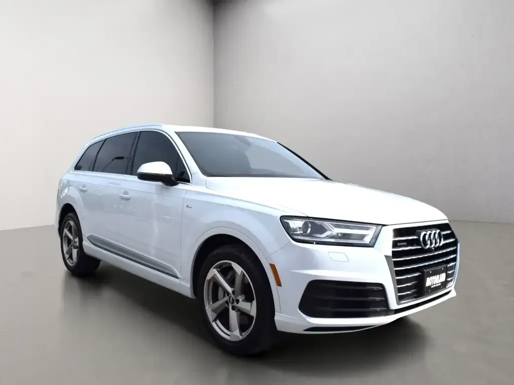 Audi Q7 2018 photo 3