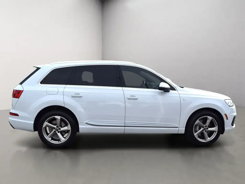 Audi Q7 2018 photo 4