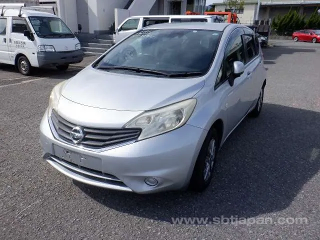 Nissan Note X Dig-S 2014 photo 2