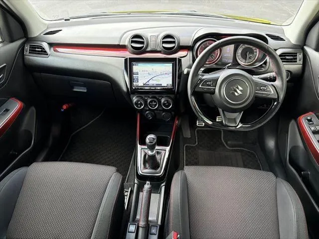 Suzuki Swift Sport 2019 photo 3
