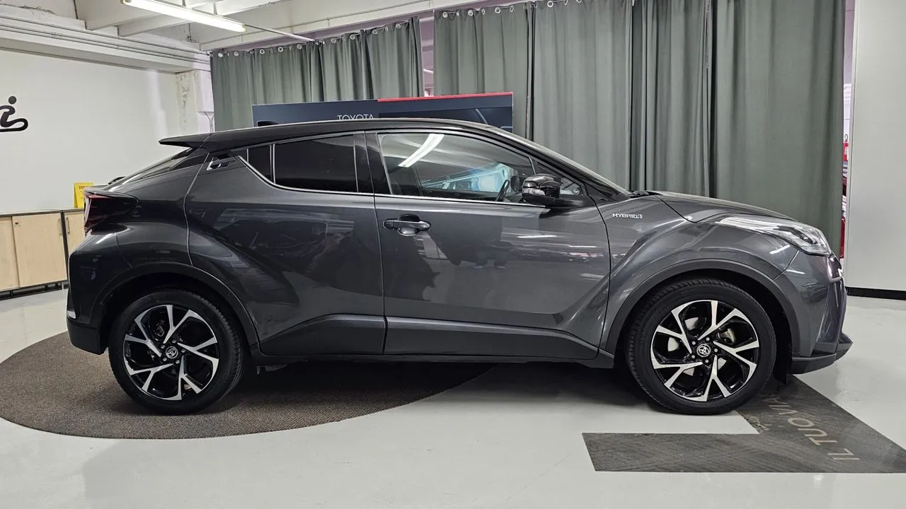 Toyota C-Hr 2020 photo 4