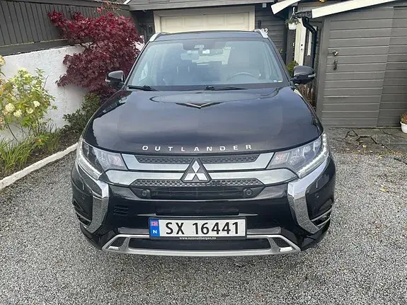 Mitsubishi Outlander 2020 photo 2