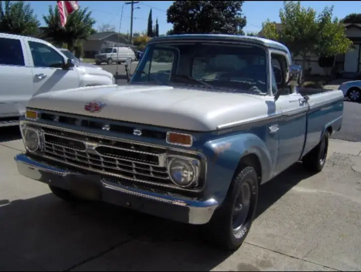 Ford F100 Longbed
