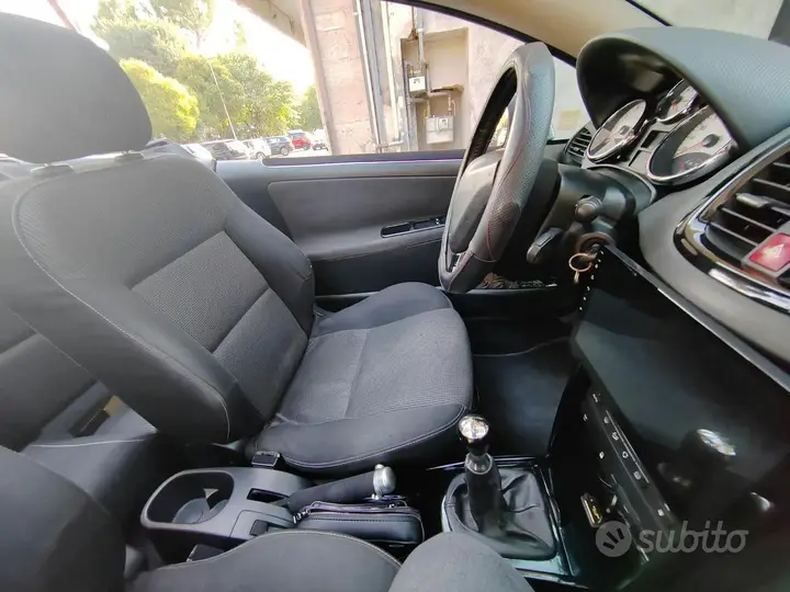 Peugeot 207 2009 photo 5
