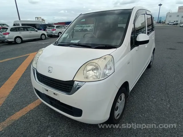 Honda Life 2010 photo 2