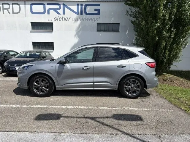 Ford Kuga 2022 photo 3