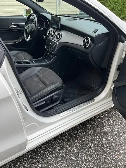 Mercedes-Benz Cla180 2016 photo 5