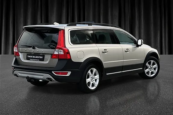 Volvo Xc70 2011 photo 2