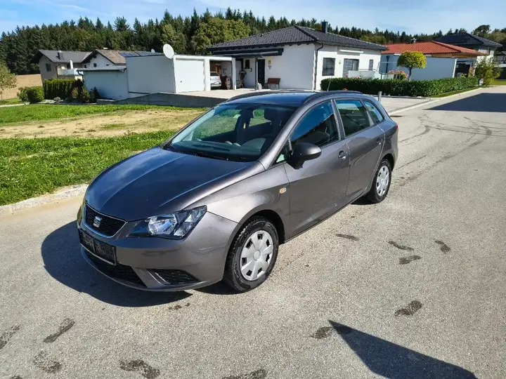 Seat Ibiza 2016 photo 2