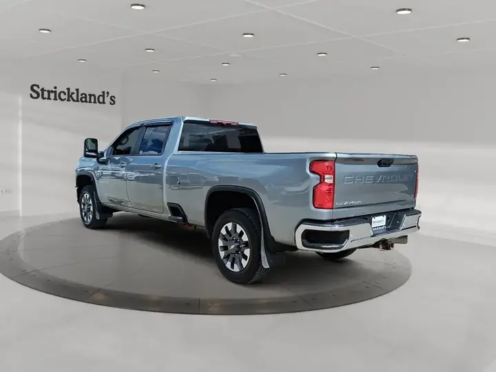 Chevrolet Silverado 2500Hd 2024 photo 4
