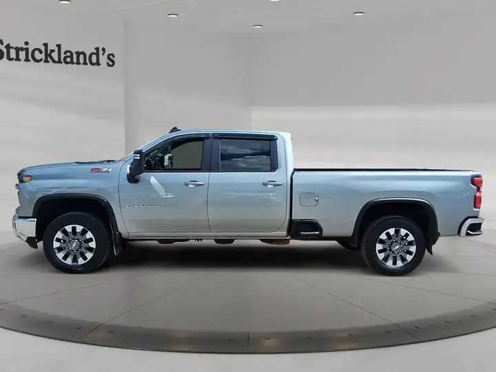 Chevrolet Silverado 2500Hd 2024 photo 5
