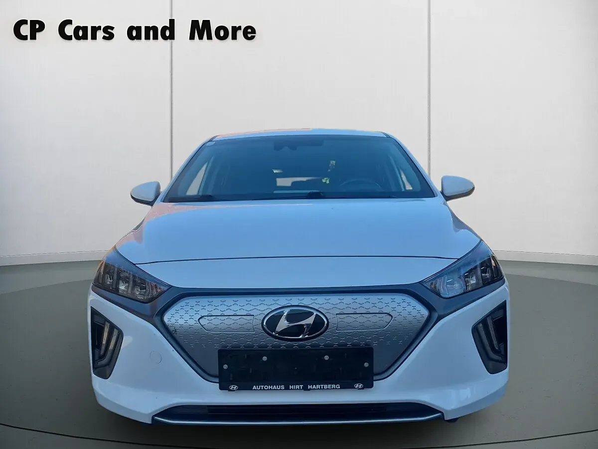 Hyundai Ioniq 2022 photo 3