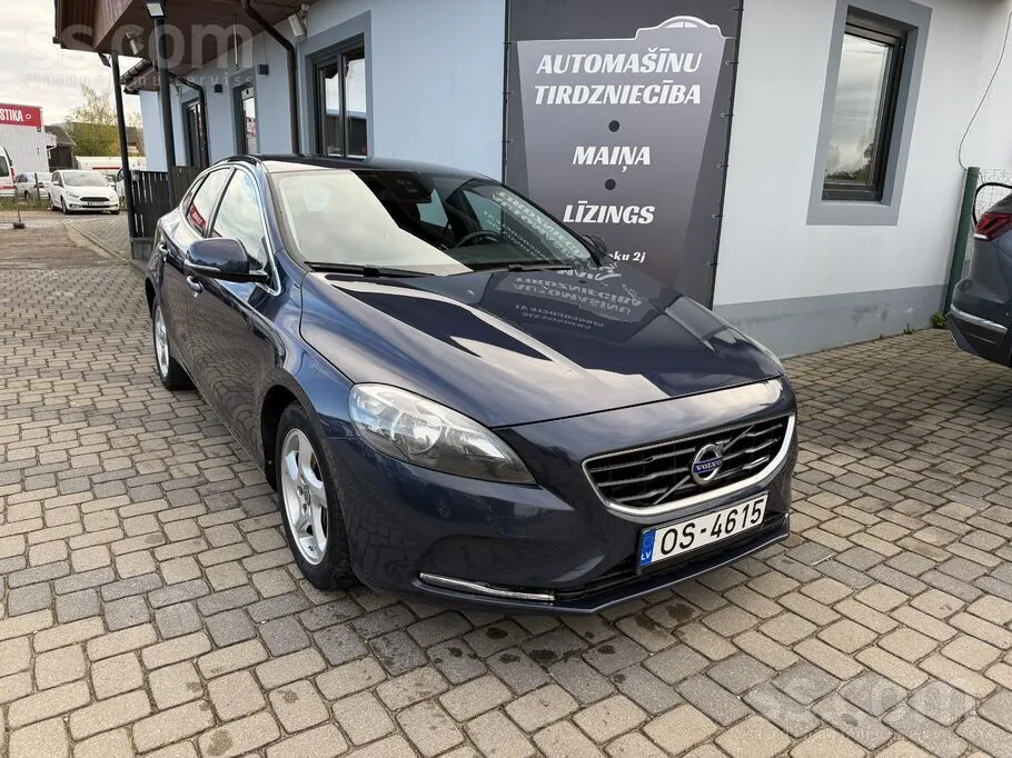Volvo V40