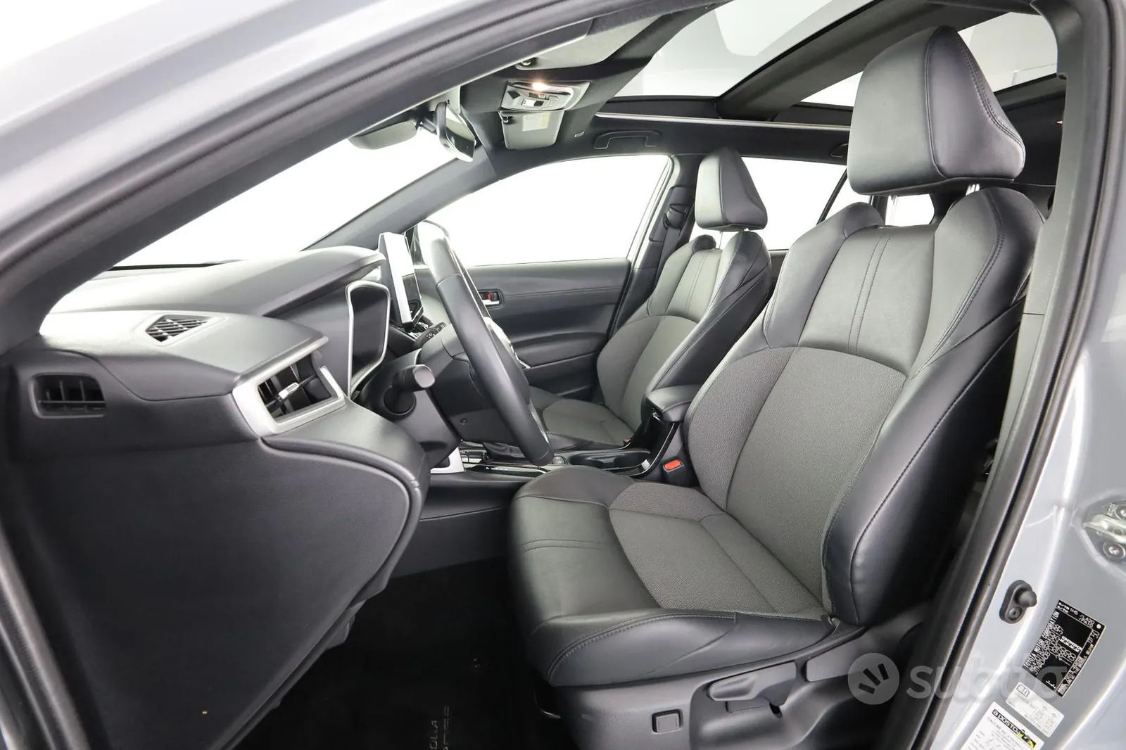 Toyota Corolla Cross 2024 photo 2