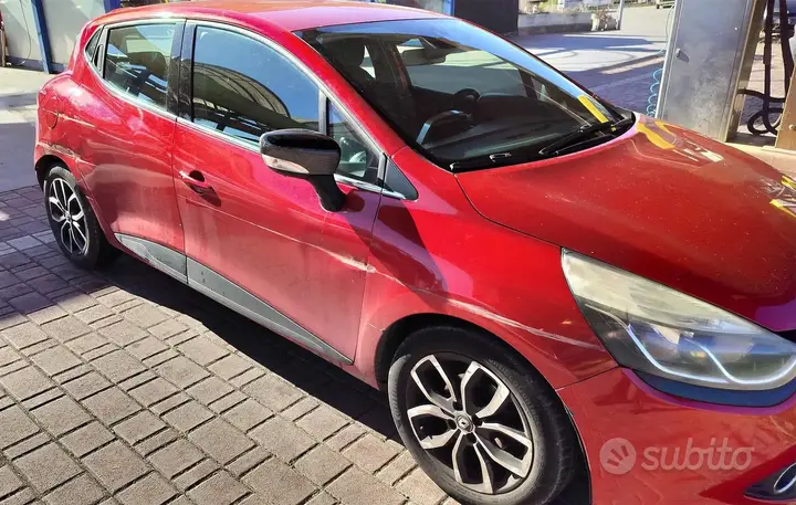 Renault Clio 2014 photo 4