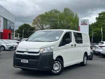 Toyota Hiace 2026 photo 4
