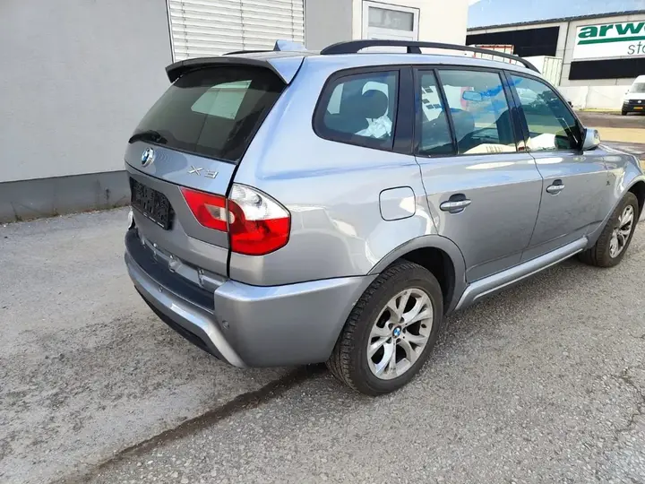 BMW X3 2006 photo 2
