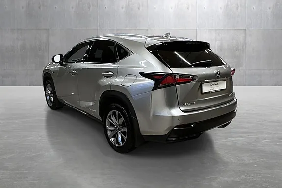 Lexus Nx300H 2016 photo 3