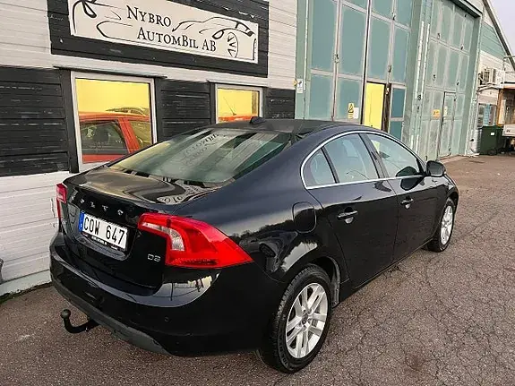Volvo S60 2011 photo 3