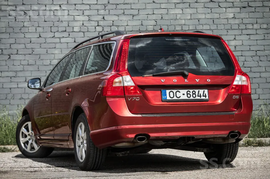 Volvo V70 2011 photo 3